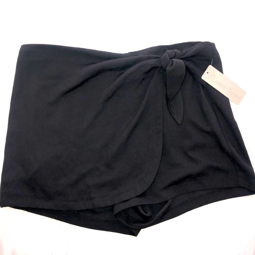 Black Lizard Thicket Skort